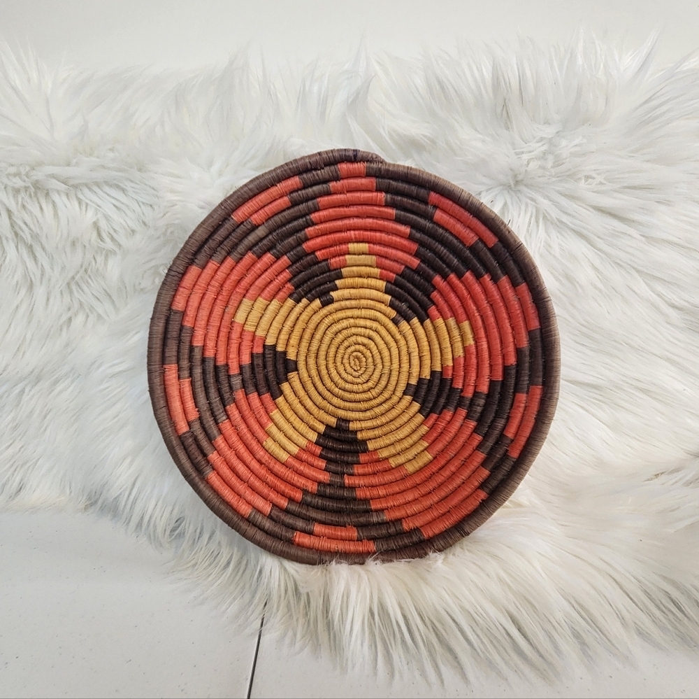 Vintage Quality Handwoven Thickcoil Star Batoro Raffia Basket Bowl 11" Pink Boho